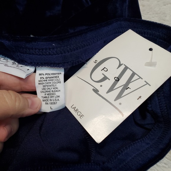 Witchy - Picture 9 of 9